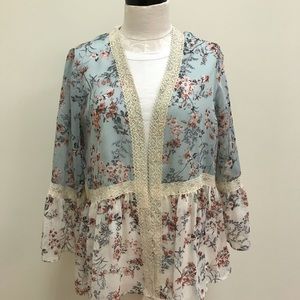 NWT Mystree Blue & Beige Floral Long Sleeve Kimono